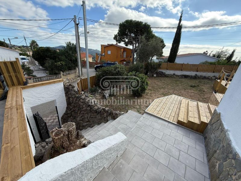 Продается 3к дом 139 м² с панорамным видом на море, участок 657 м² в Льорет-де-Мар