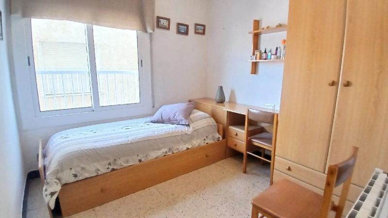 Продается квартира 94 м² возле пляжа, центр Бланеса