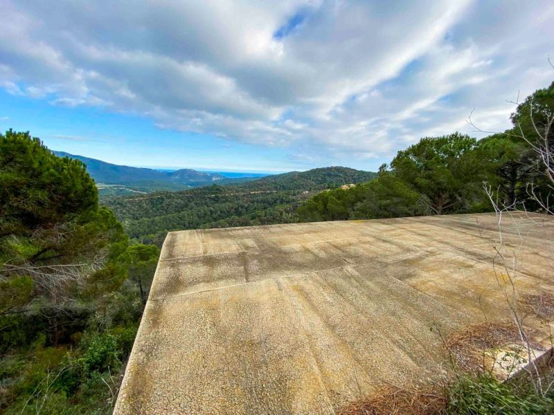 Продается участок 909 м² в районе Serra Brava, Льорет-де-Мар