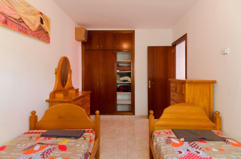 Просторная вилла с 7 спальнями и туристической лицензией недалеко от пляжа