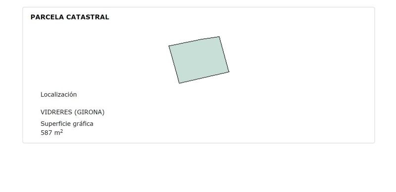 Ровный участок 587 м² в урбанизации La Goba, Vidreres