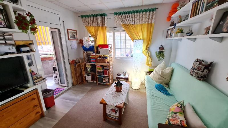 Продается квартира 45 м² с терассой в центре Бланеса