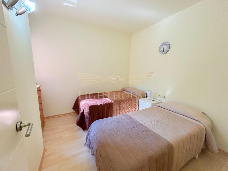 Эксклюзивная квартира с большим частным садом всего в 100 метрах от бухты Кала Са Боаделья