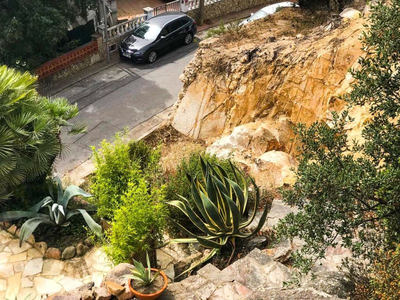 Земельный участок площадью 1 008,00 м²