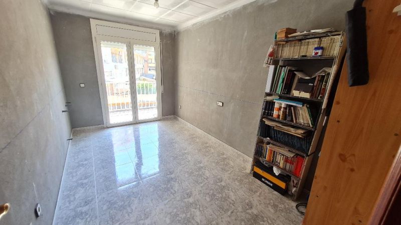 Продается большой дом в районе Mas Florit, Бланес