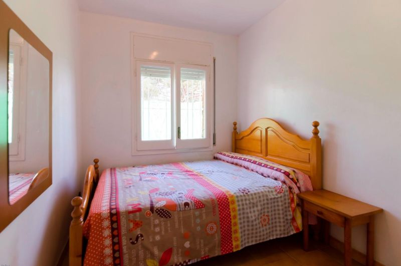 Просторная вилла с 7 спальнями и туристической лицензией недалеко от пляжа