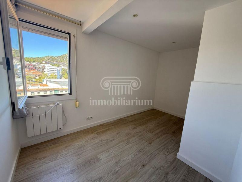 Продается 4к дом 425 м² в Сан-Фелиу-де-Гишольс