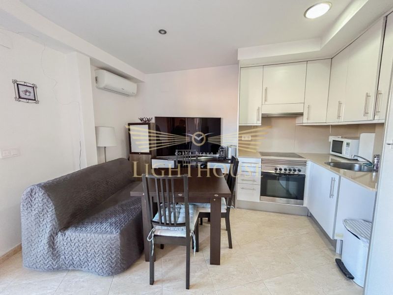 Квартира 57 м² с туристической лицензией в центре Льорет-де-Мар