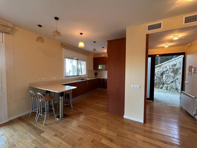 Просторный дом с великолепным видом на горы