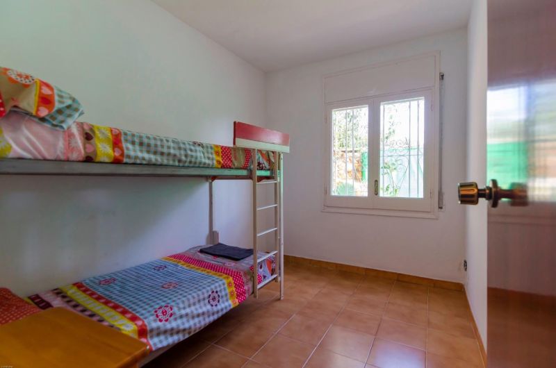 Просторная вилла с 7 спальнями и туристической лицензией недалеко от пляжа