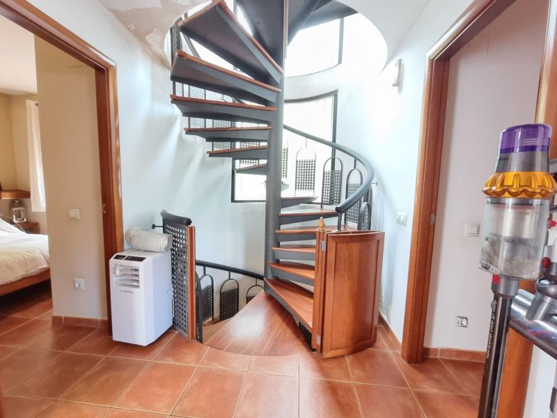 Продается вилла 192 м² с бассейном в Видререс