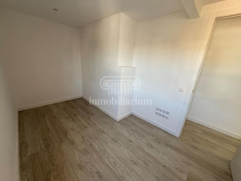 Продается 4к дом 425 м² в Сан-Фелиу-де-Гишольс