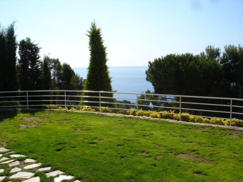 Продается дом 260 м² на участке 800 м², Blanes