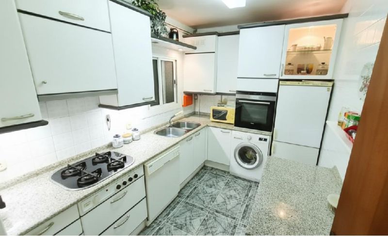Продается 3к квартира 90 м² в Бланес