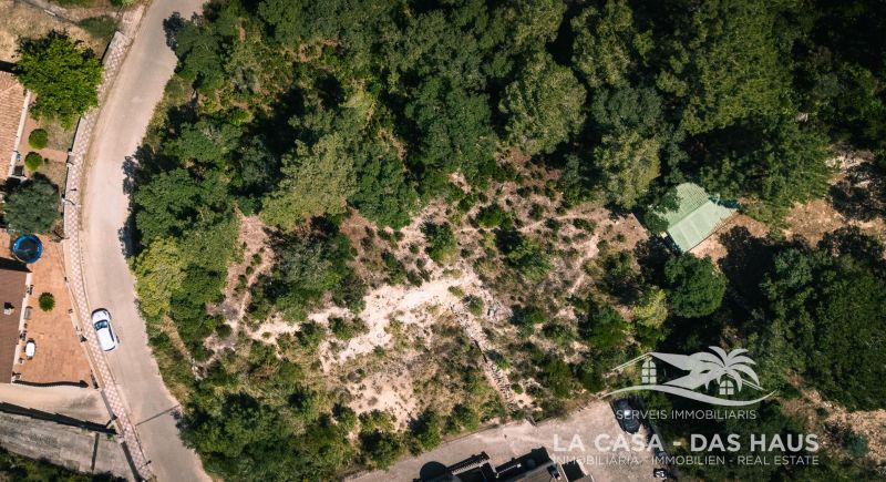 Продается участок 953 м² под застройку в престижном районе Lloret Residencial, Льорет-де-Мар