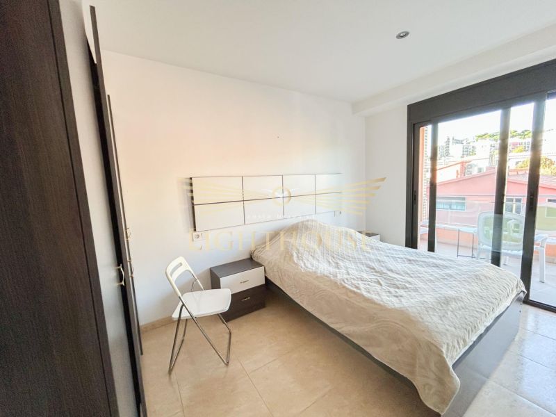 Квартира 57 м² с туристической лицензией в центре Льорет-де-Мар