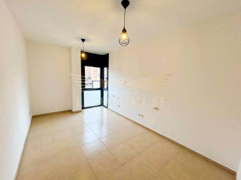 Прекрасная квартира в 10 минутах от пляжа.