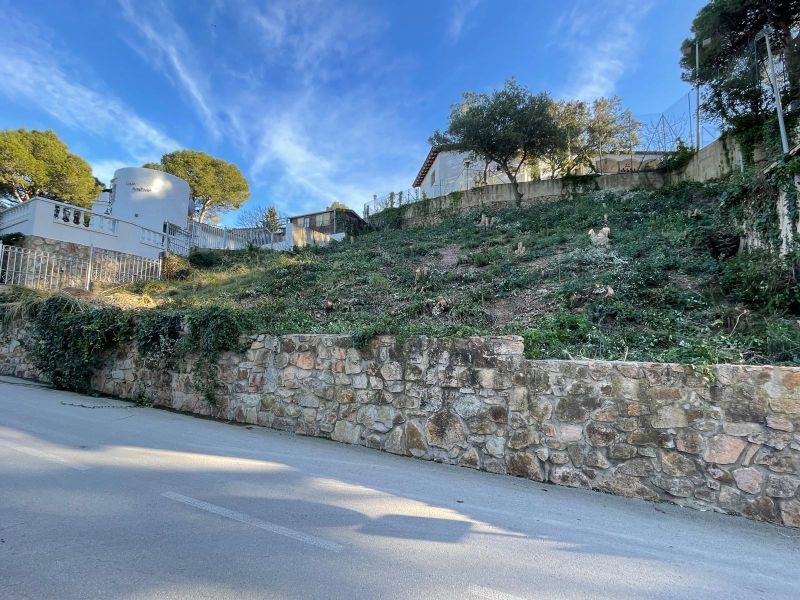 Продается участок 400 м² в Льорет-де-Мар